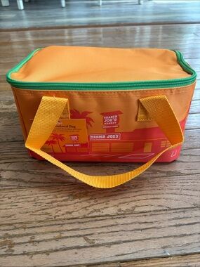 NWT- Trader Joe's Orange & Green mini Insulated Lunch Bag